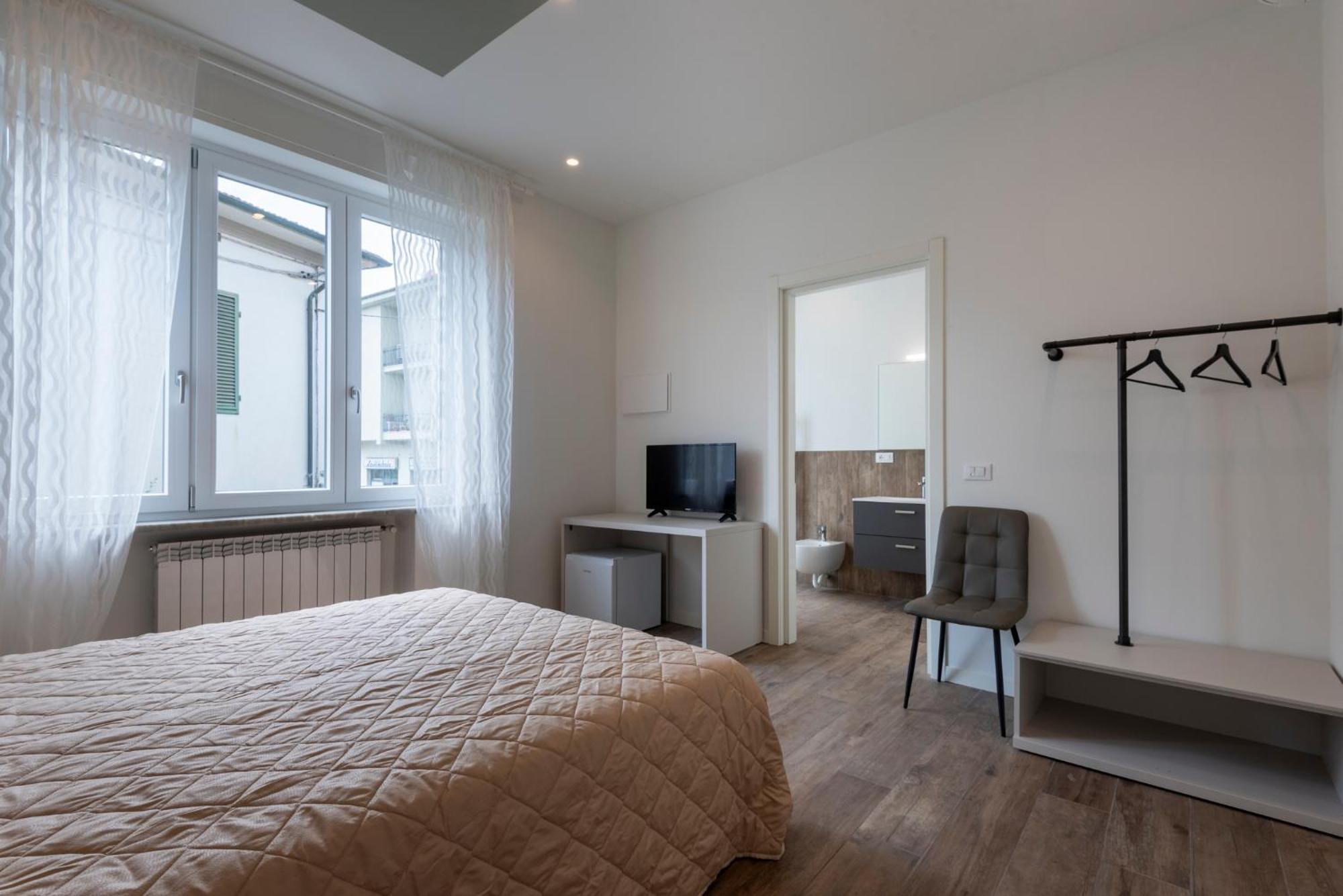 Iarsera Rooms And Apartment 卢卡 外观 照片