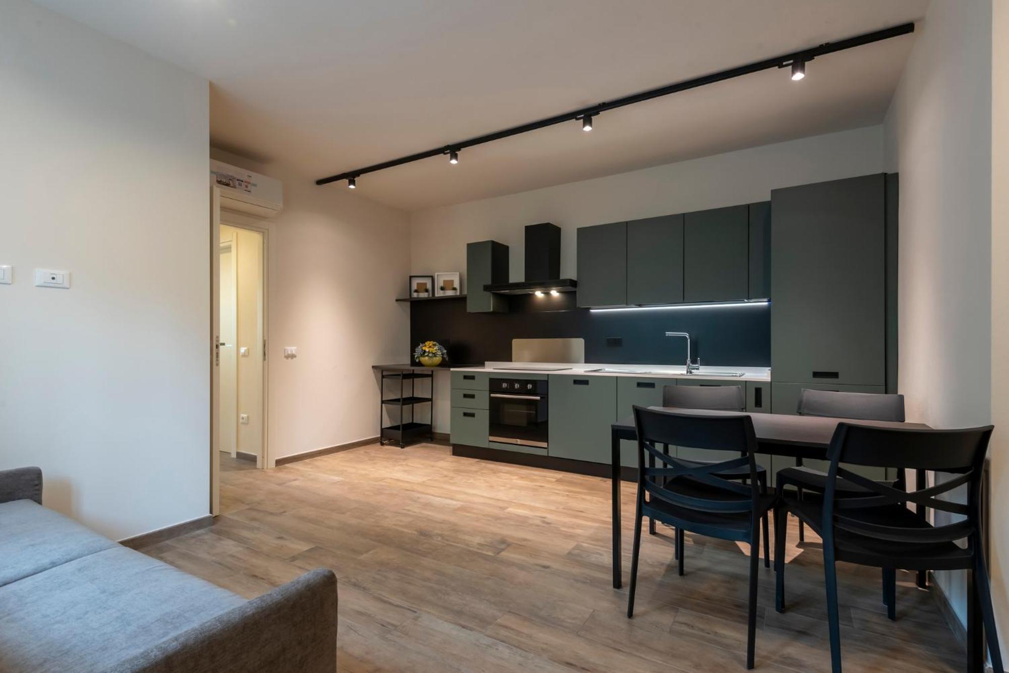 Iarsera Rooms And Apartment 卢卡 外观 照片
