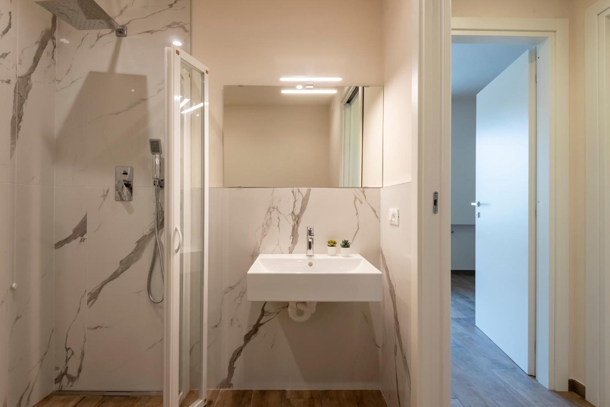 Iarsera Rooms And Apartment 卢卡 外观 照片