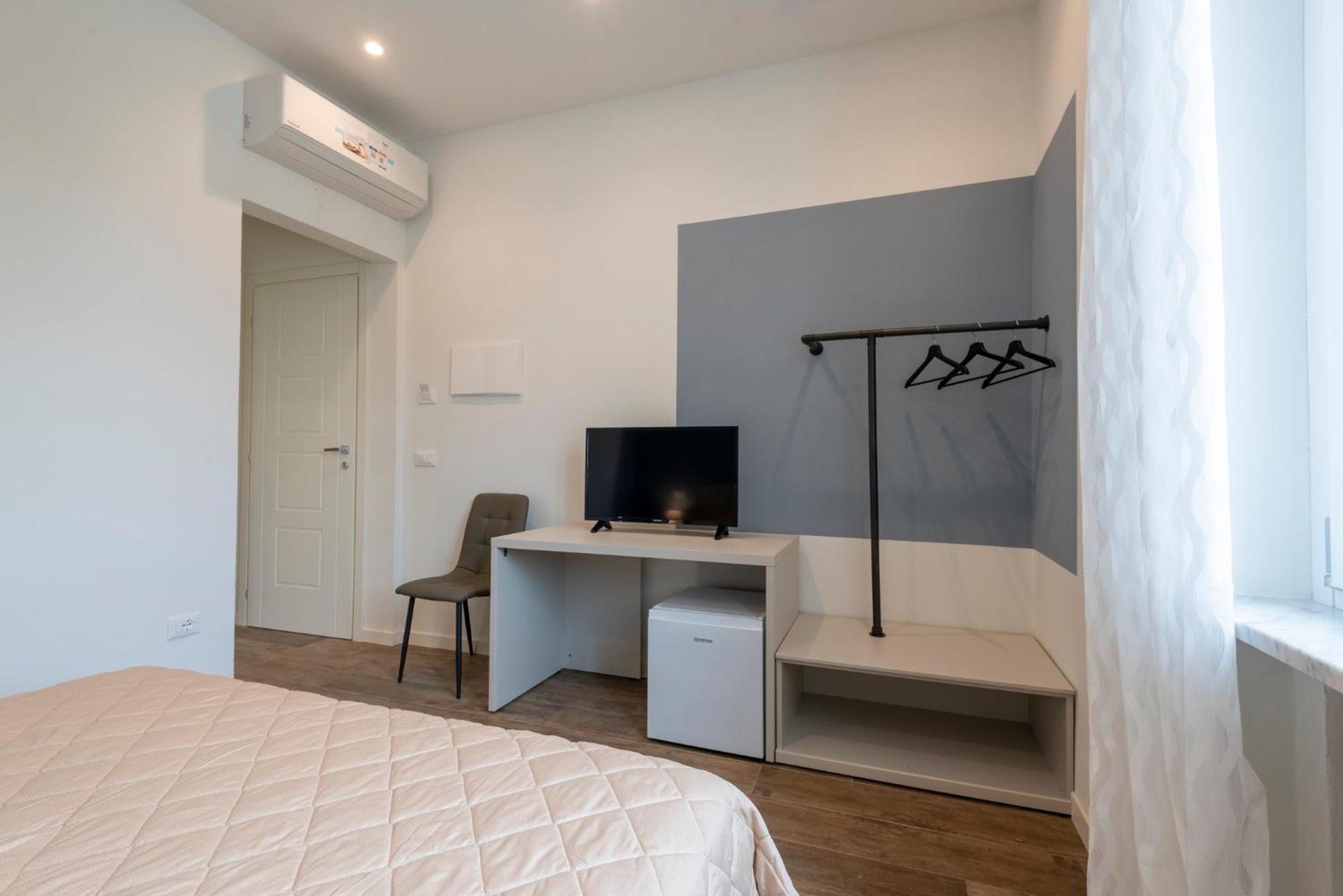 Iarsera Rooms And Apartment 卢卡 外观 照片